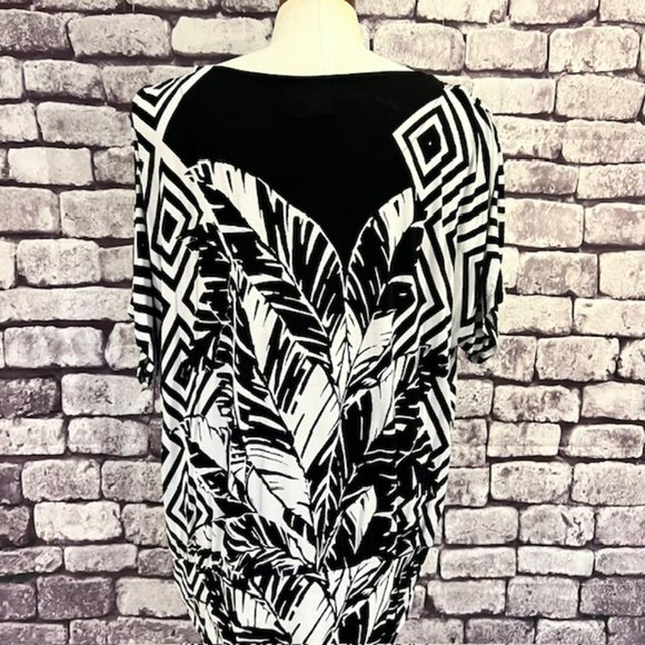 Chico's Black & White Short Sleeve Top Size XL - Picture 6 of 9